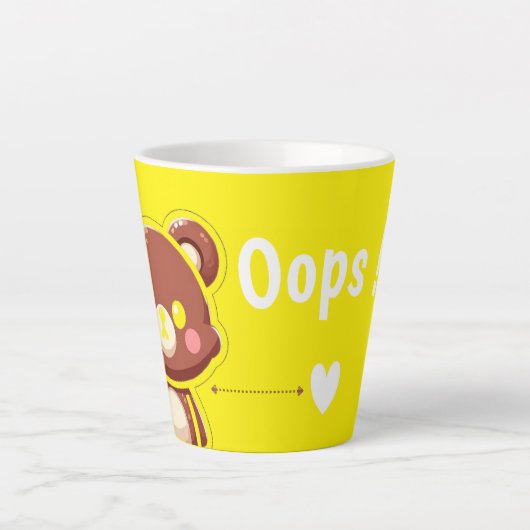 Oops! Cute Teddy Bear Mug – Fun Yellow Coffee Cup Latte Mok (Voorkant)