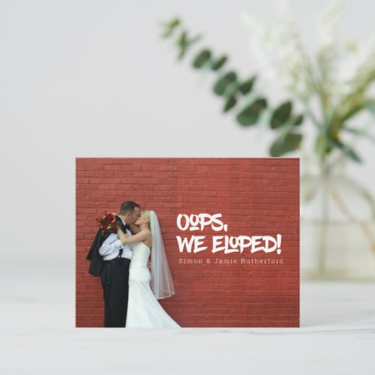 Oops We hebben de aankondiging van het fotohuwelij (Staand voorkant)