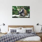 Oor getagde Samangoaap Canvas Afdruk (Insitu (Slaapkamer))