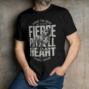Oordeel over de daad, niet over het felle pitbull- t-shirt