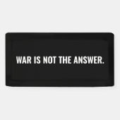 Oorlog is niet het antwoord zwart wit tekst anti o spandoek (Horizontaal)