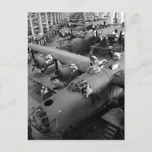 Oorlogshoorns: Begin jaren veertig Briefkaart (Voorkant)