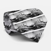 oorspronkelijk titanisch afbeelding in aanbouw stropdas (Opgerold)