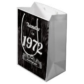 Oost. 1972 Een  jaar Medium Cadeauzakje (Achterkant Gekanteld)