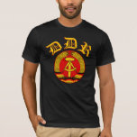 Oost-Duitsland (DDR) Logo T-shirt<br><div class="desc">Een andere voor jullie supporters uit Oost-Duitsland - ter plaatse bekend als de Deutsche Demokratische Republik. (DDR) Ik vind dit heel leuk op het zwarte shirt, maar ik denk dat het ontwerp goed zou werken op slechts ongeveer alle.</div>