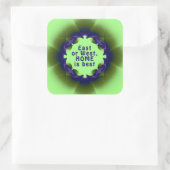 Oost of West, thuis is het beste Vierkante Sticker (Tas)