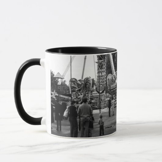 Oostenrijk Wenen Prater amusementpark Bath Mok (Links)