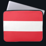 Oostenrijkse vlag (Oostenrijk) Laptop Sleeve<br><div class="desc">Het ontwerp van dit artikel is gebaseerd op de nationale vlag van de Republiek Oostenrijk, een land dat door de kust van het oostelijk deel van Midden-Europa is afgesloten. De Oostenrijkse vlag met zijn drie kenmerkende banden van rood en wit is gebaseerd op het wapen van de Babenberg-dynastie. Volgens de...</div>
