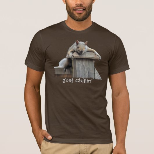 Oosters Grijs Eekhoorn Gewoon Chillin 'Grappig T-s T-shirt (Voorkant)