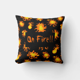 Op brandende flames Funny Quote Custom Black Kussen
