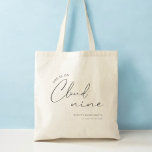 Op Cloud 9 Bachelorette Weekend Favor Tassen<br><div class="desc">Bruid is op cloud negen vrijgezelle Canvas tassen</div>