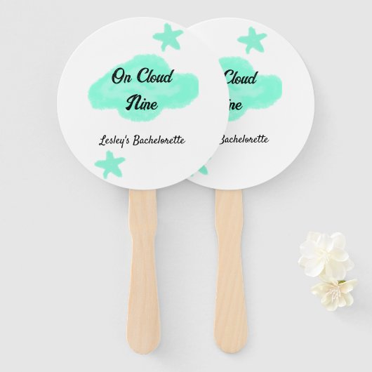 Op Cloud negen pastel groene wolken ster bachelore Handwaaier (Voorkant en achterkant)