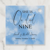 Op Cloud Nine 9 Calligrafie Blauwe Bruiloftsborrel Bedankjes Labels (Achterkant)
