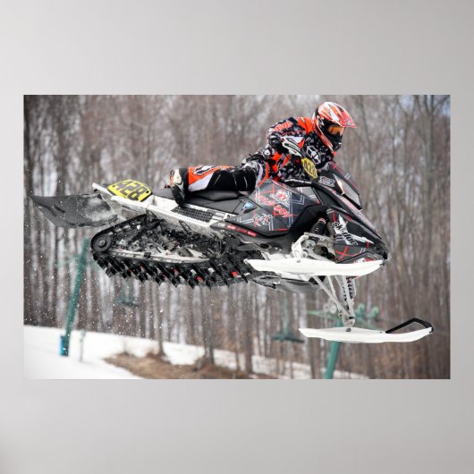 Op de Aanval Snowmobile Druk Poster (Voorkant)