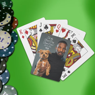 Op de beste maatfoto van de hond vader ooit pokerkaarten