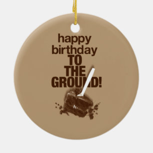 Op de grond keramisch ornament