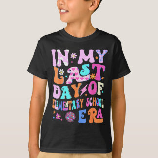 Op de laatste dag van de basisschoolperiode kinder t-shirt