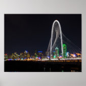 Op de Margaret Hunt Hill Bridge Poster (Voorkant)