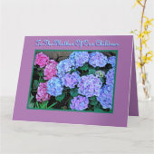 OP DE MOEDER VAN ONZE KINDEREN/HAPPY-MOEDERDAG KAART (Gele Bloem)