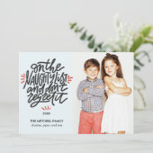 Op de Naughty List | Funny Holiday-fotokaarten Kaart (Staand voorkant)