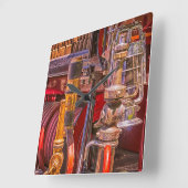 Op de oude vuurtruck vierkante klok (Hoek)