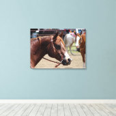 Op De Paardenshow Canvas Afdruk (Insitu (Houten vloer))