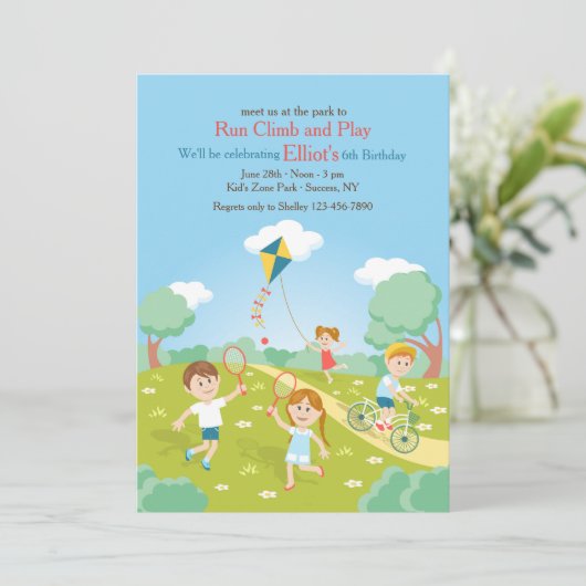 Op de uitnodiging van The Park Birthday (Staand voorkant)