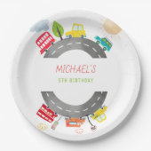 Op de weg blije voertuigen jongen verjaardag papieren bordje (Voorkant)