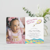 Op de wonderlijkste plaatsen! | Meisje Verjaardag  Kaart (Staand voorkant)