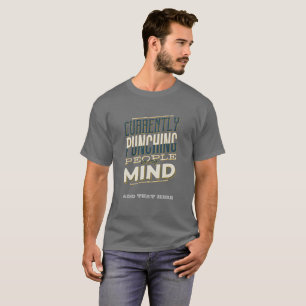 Op dit moment mensen bestoken in mijn ogen grappig t-shirt