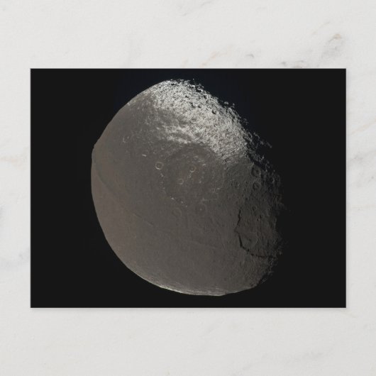 Op drie na grootste maan van Saturnus, genomen doo Briefkaart (Voorkant)