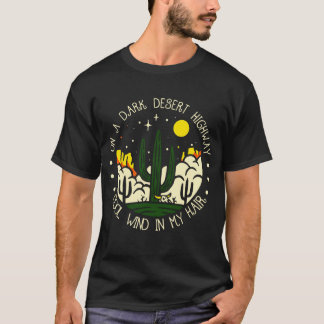 Op een donkere woestijn in mijn harige achtertuin t-shirt