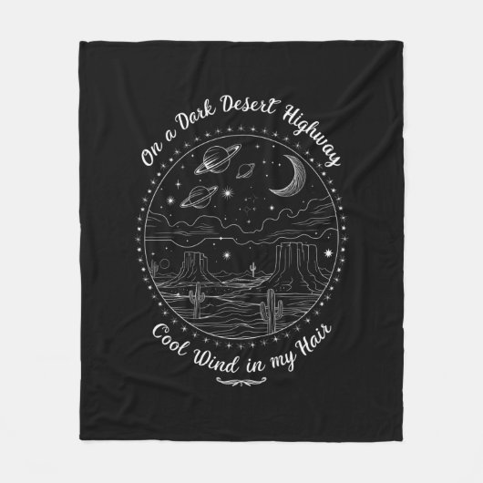 Op een donkere woestijn snelweg reizen berg campin fleece deken (Voorkant)