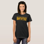 Op een fietsfiets fietsen t-shirt (Voorkant volledig)