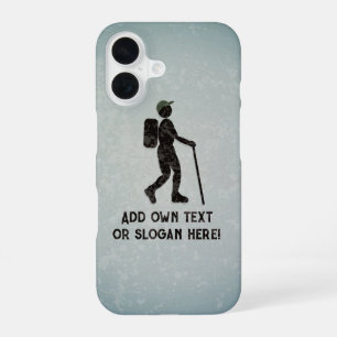 Op een Hike met rugzak en stok - uw slogan staat o iPhone 16 Hoesje