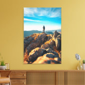 Op een majestueuze herfstrotsen canvas afdruk (Insitu (Woonkamer))