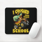 Op een monstertruck verpletterde ik 100 dagen scho muismat (Met muis)