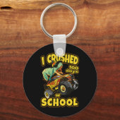 Op een monstertruck verpletterde ik 100 dagen scho sleutelhanger (Voorkant)