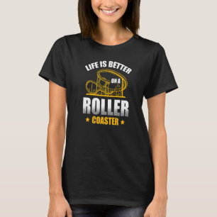 Op een parkeerplaats voor het Onderzetter Roller T-shirt