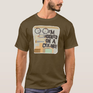 Op een plafonddepot gehakt Cartoon Slogan T-shirt