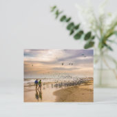 Op een strand in Florida wandelen Briefkaart (Staand voorkant)