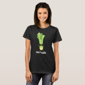 Op Fleek Funny Veggie Leek Pun Dark BG T-shirt (Voorkant volledig)