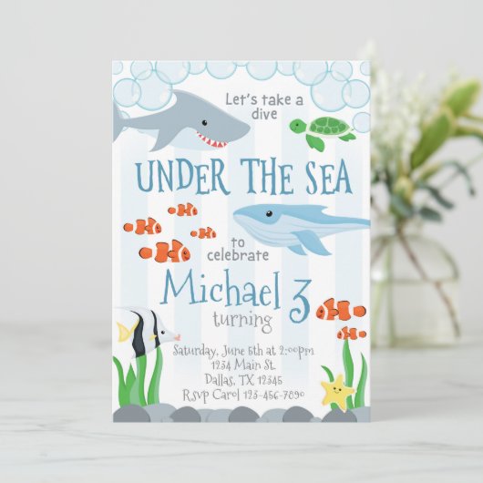 Op grond van de uitnodiging van de dierendag van h (Staand voorkant)