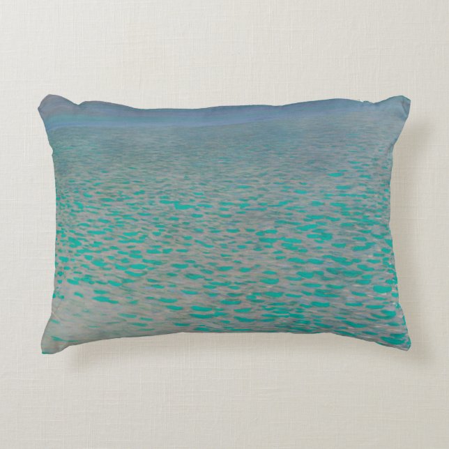 Op het Attersee-meer door Gustav Klimt,  kunst Accent Kussen (Voorkant)