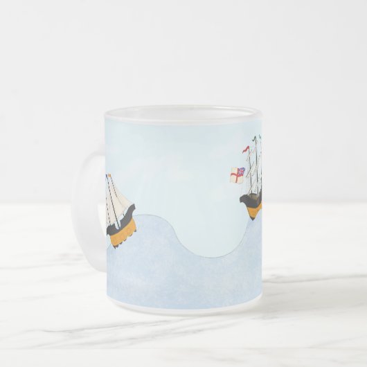 Op het Rolling Zee varen drie Britse schepen Matglas Koffiemok (Voorkant links)