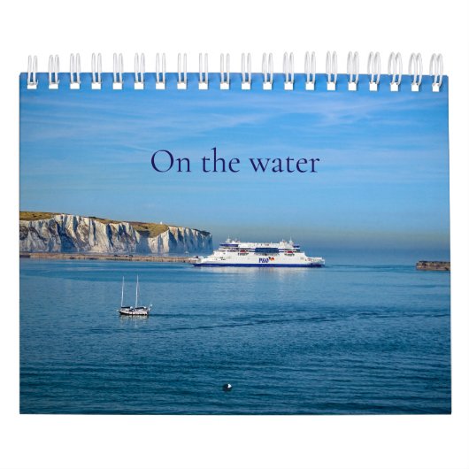 Op het water - boten, schepen, veerboten op het ze kalender (Hoes)