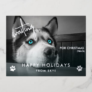 Op kerstcadeautjes wachten folie feestdagen briefkaart