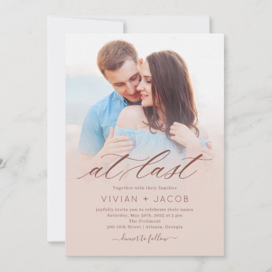 Op laatste uitnodiging tot het bruiloft op foto (Voorkant)