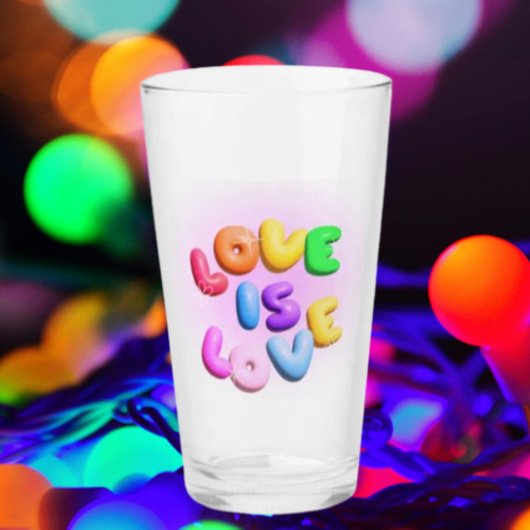 Op liefde proosten: 3D regenboog Pride pintglas Glas