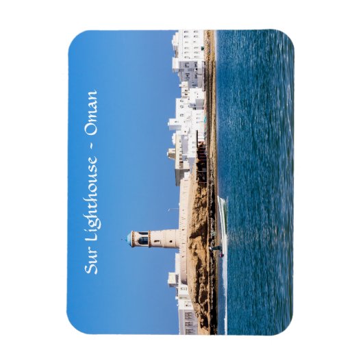 Op Lighthouse met vissersboot - Sur, Oman Magneet (Verticaal)